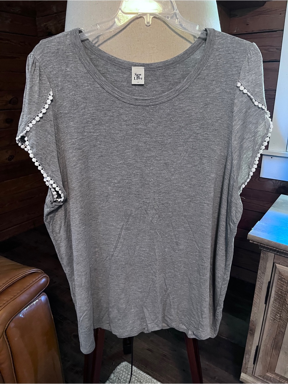Sew In Love 3x(51”B x 30”L)Heather Gray Short Sleeve Tee with Pom Trim